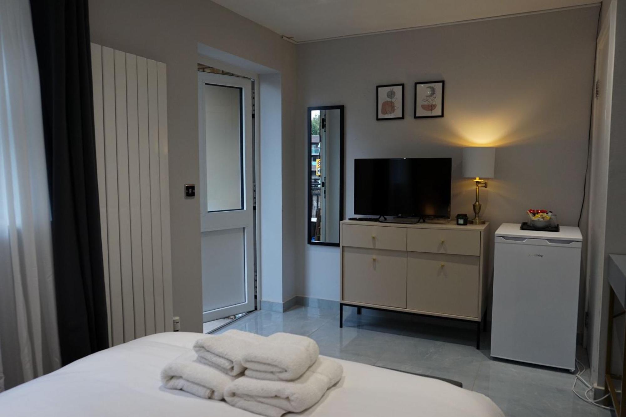 Luxury 5Bd Suite Guest House London Exterior photo